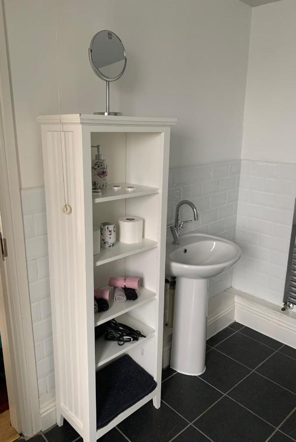 Cosy Cottage In Picturesque Snowdonia With Stunning Views Of The Moelwyn Mountains 布莱奈费斯蒂尼奥格 外观 照片